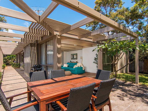 True Blue - Goulburn Accommodation 1