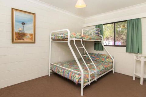 Villa Manyana 16 - Goulburn Accommodation 4