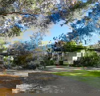 8 Ophir Cottage in Ventnor - Goulburn Accommodation