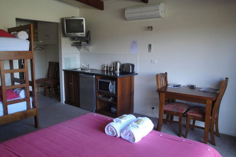 Delatite Apartments Merrijig - Goulburn Accommodation 4