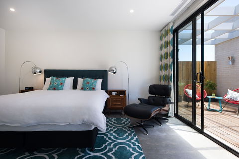 Arenas South - Goulburn Accommodation 2