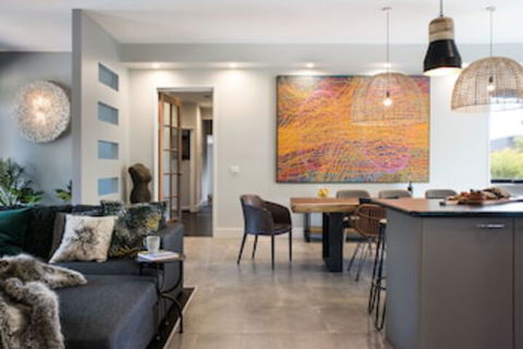Arya - Goulburn Accommodation 0