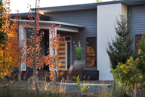Arya - Goulburn Accommodation 2