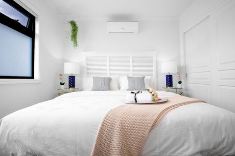 AUJOY 3 Bed Townhouse Burwood 1 - Goulburn Accommodation 3