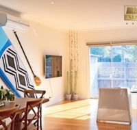 AUJOY 4 Bed Townhouse Glen Waverley - Goulburn Accommodation