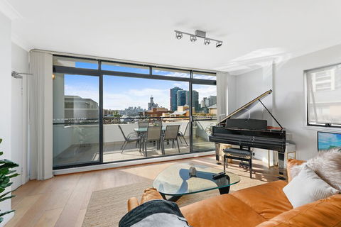Darling Harbour Penthouse Views & Hot Tub - Goulburn Accommodation 4