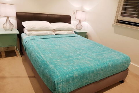 Darling Harbour Modern 2 Bedroom Terrace - Goulburn Accommodation 3