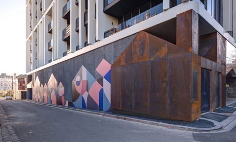 Arise The Eminence - Goulburn Accommodation 0