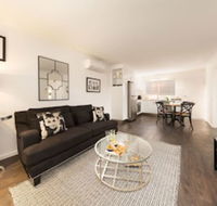 The Manhattan Central  Sophisticated - Goulburn Accommodation