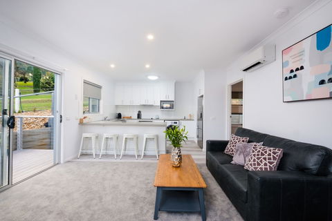 Albury Yalandra Apartment 5 - Goulburn Accommodation 1