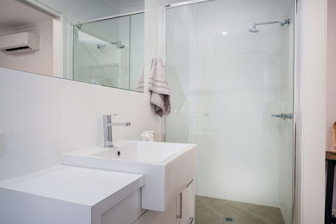 Albury Yalandra Apartment 1 - Goulburn Accommodation 3