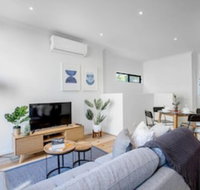89 Fancy Doncaster Home - Goulburn Accommodation