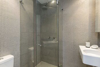 Art Deco 2 Bed Sydney & Darlinghurst Gem - Goulburn Accommodation 1