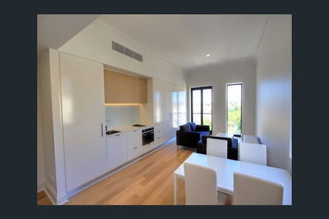 Potts Point Apartment In The Manor - Goulburn Accommodation 2