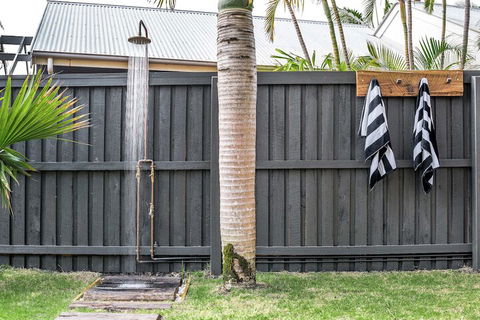 A PERFECT STAY - 3 Salty Sisters - Goulburn Accommodation 3