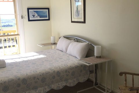 Angaston House - Goulburn Accommodation 7