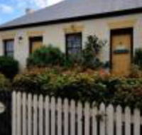 Sargeants  Armoury Cottages 1823 - Goulburn Accommodation
