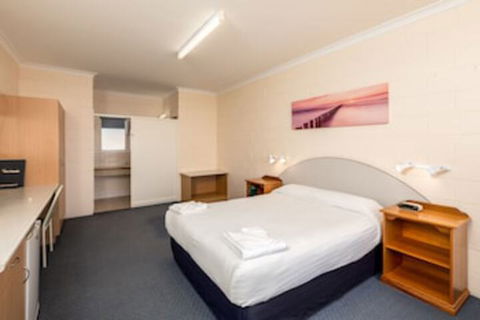 Blue Seas Motel - Goulburn Accommodation 0
