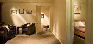 Aquador Retreat - Goulburn Accommodation 2