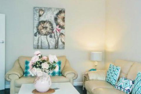 Magnolia Corner - Goulburn Accommodation 6