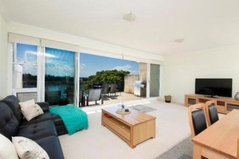 Regatta 14 / 142 Little Street - Goulburn Accommodation 4
