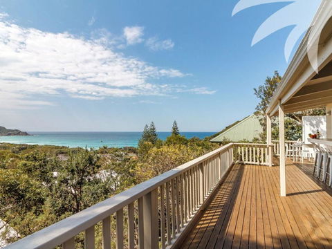 The Headland House - Goulburn Accommodation 6