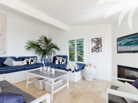 The Headland House - Goulburn Accommodation 1