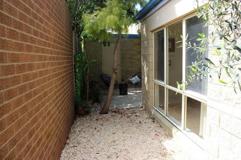 Annies Place - Goulburn Accommodation 4