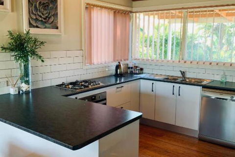 Lakeview Lodge - Goulburn Accommodation 6
