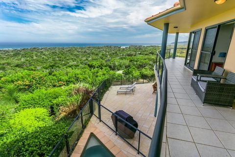 A SWEET ESCAPE Above Byron - Goulburn Accommodation 3