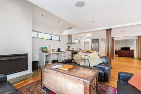 A SWEET ESCAPE Ariels - Goulburn Accommodation 4