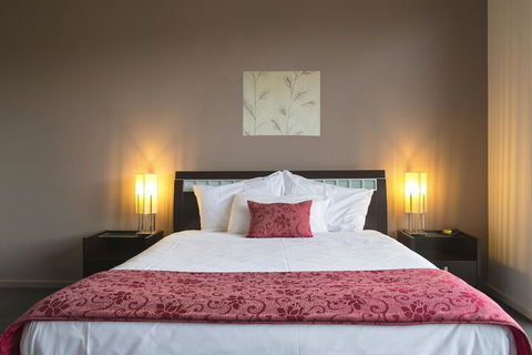 De'Vine Escape - Goulburn Accommodation 3