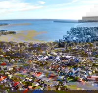 Paradise Bungalow Waterfront - Goulburn Accommodation