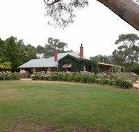 Barristers Block Vigneron Villa - Goulburn Accommodation