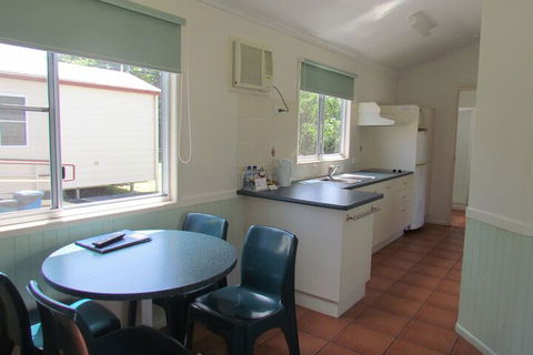 Atherton Hallorans Leisure Park - Goulburn Accommodation 6