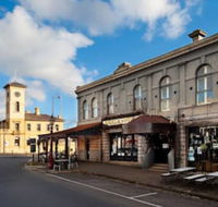 Hotel Frangos - Goulburn Accommodation