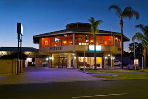 Admiral Motel Bunbury - Goulburn Accommodation 0