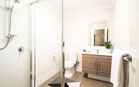 Airport Apartments By Vetroblu - Goulburn Accommodation 5