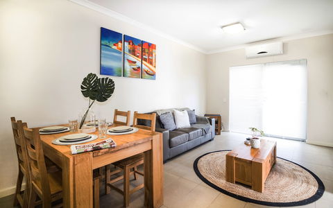 Airport Apartments By Vetroblu - Goulburn Accommodation 4