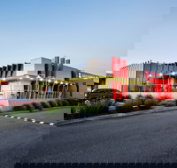 Nightcap at Excelsior Hotel - Goulburn Accommodation