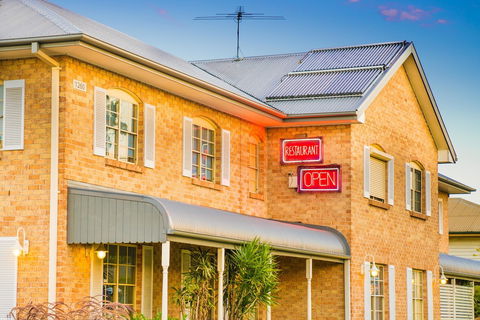 Coopers Colonial Motel - Goulburn Accommodation 1