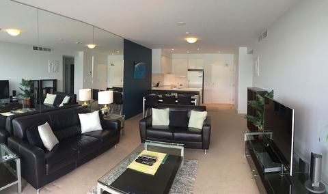 Cairns Private Apartments - Goulburn Accommodation 4