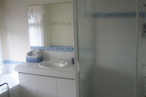 Lakeview Lodge - Goulburn Accommodation 5