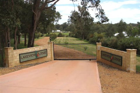Lakeview Lodge - Goulburn Accommodation 1