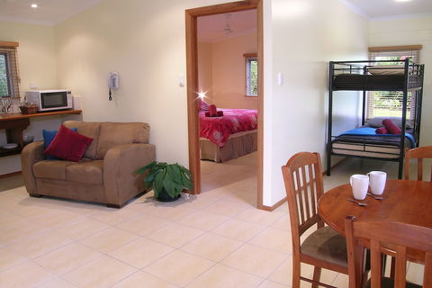 The Summit Rainforest Retreat - Goulburn Accommodation 1