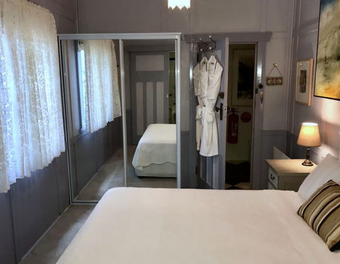 The Chalet Guesthouse And Studio - Goulburn Accommodation 4