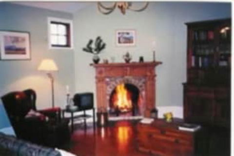 Wind Song Bed & Breakfast - Goulburn Accommodation 6