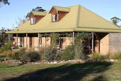 Wind Song Bed & Breakfast - Goulburn Accommodation 0