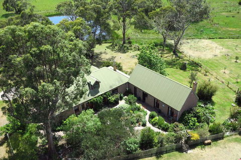 Wind Song Bed & Breakfast - Goulburn Accommodation 1