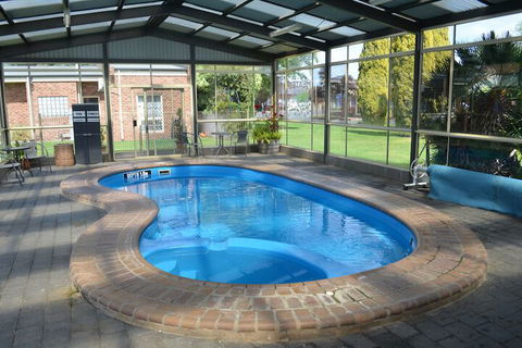 Arkana Motor Inn & Terrace Apartments - Goulburn Accommodation 5